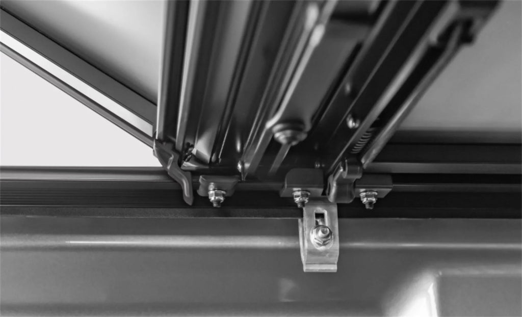 Stance 2013-2021 RAM select: 1500, RAM Tri-Fold DODGE Hard 1500 Access Cover 2002-2012 Fits Lomax G3040029