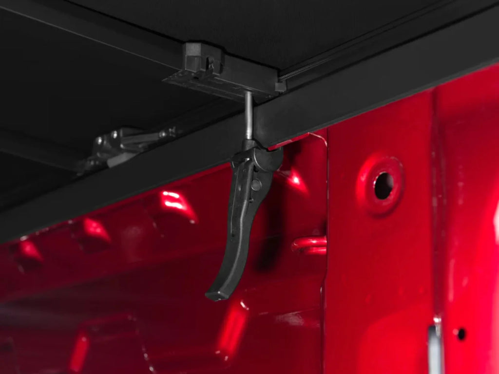 Toyota Tundra 22-23 Sys Track 6in. Fold Pro Tonno Clamp Tonneau (Incl. Kit) Tonno Cover Bed 5ft.