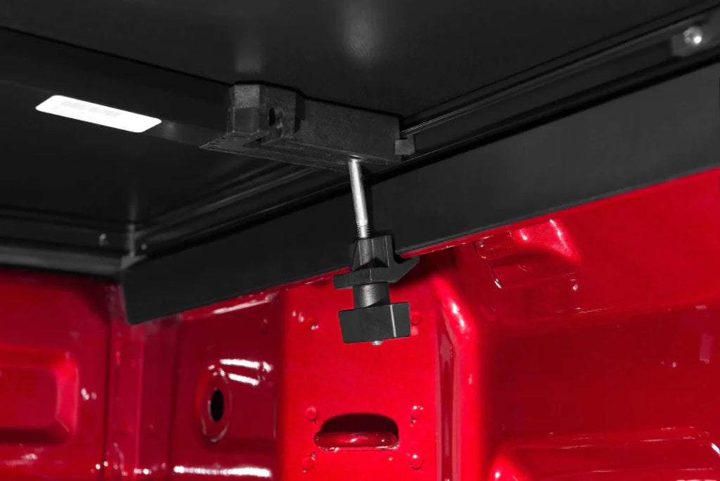 Toyota Tundra 22-23 Sys Track 6in. Fold Pro Tonno Clamp Tonneau (Incl. Kit) Tonno Cover Bed 5ft.