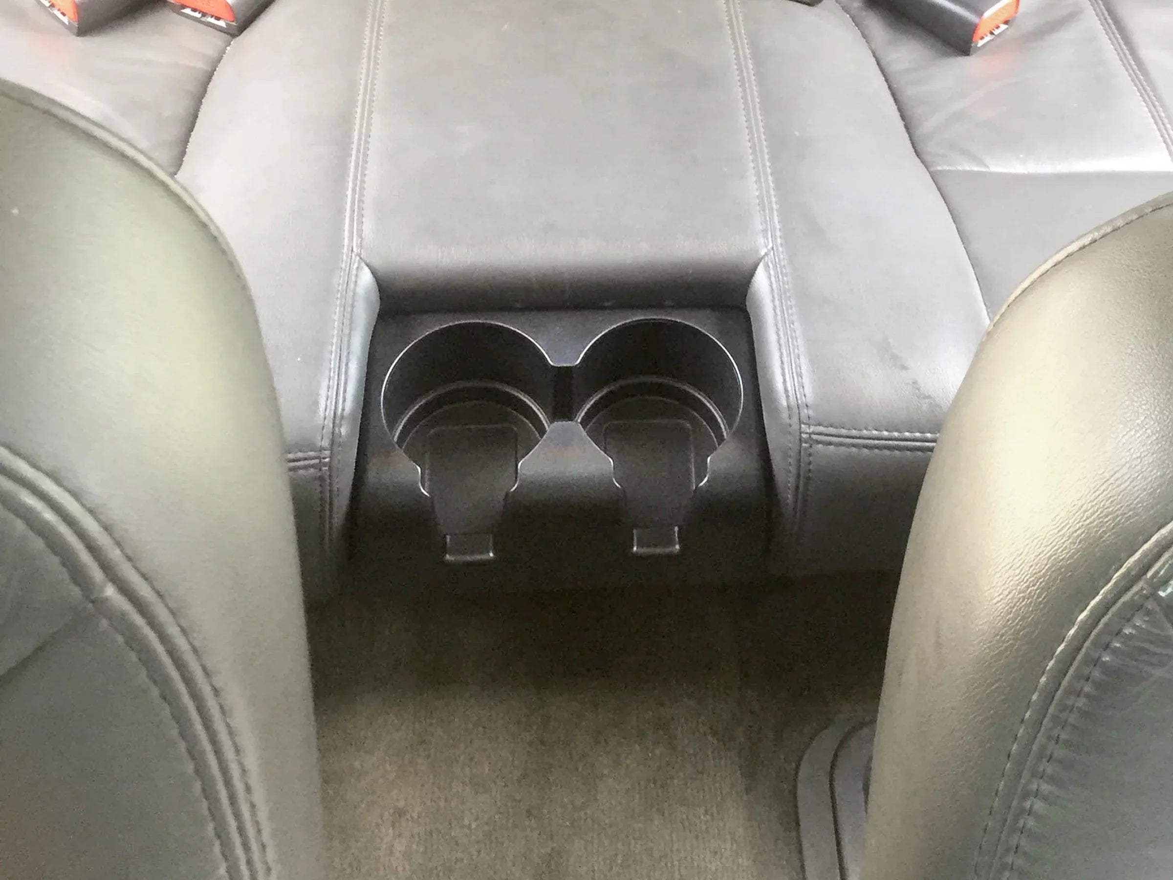 Drink 2004-2012 Beverage Drink Cup Red Replaces with Black Seat Colorado Auto 19256630 Canyon 2 GMC Holder Hound Chevy Compatible Bench