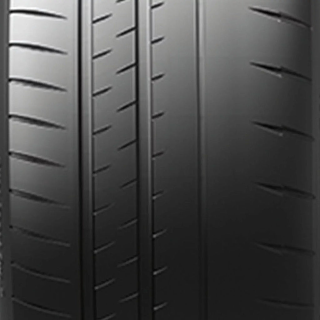 Sport 2 Passenger Pilot Cup Michelin 245/35ZR20 Summer Tire XL (95Y)