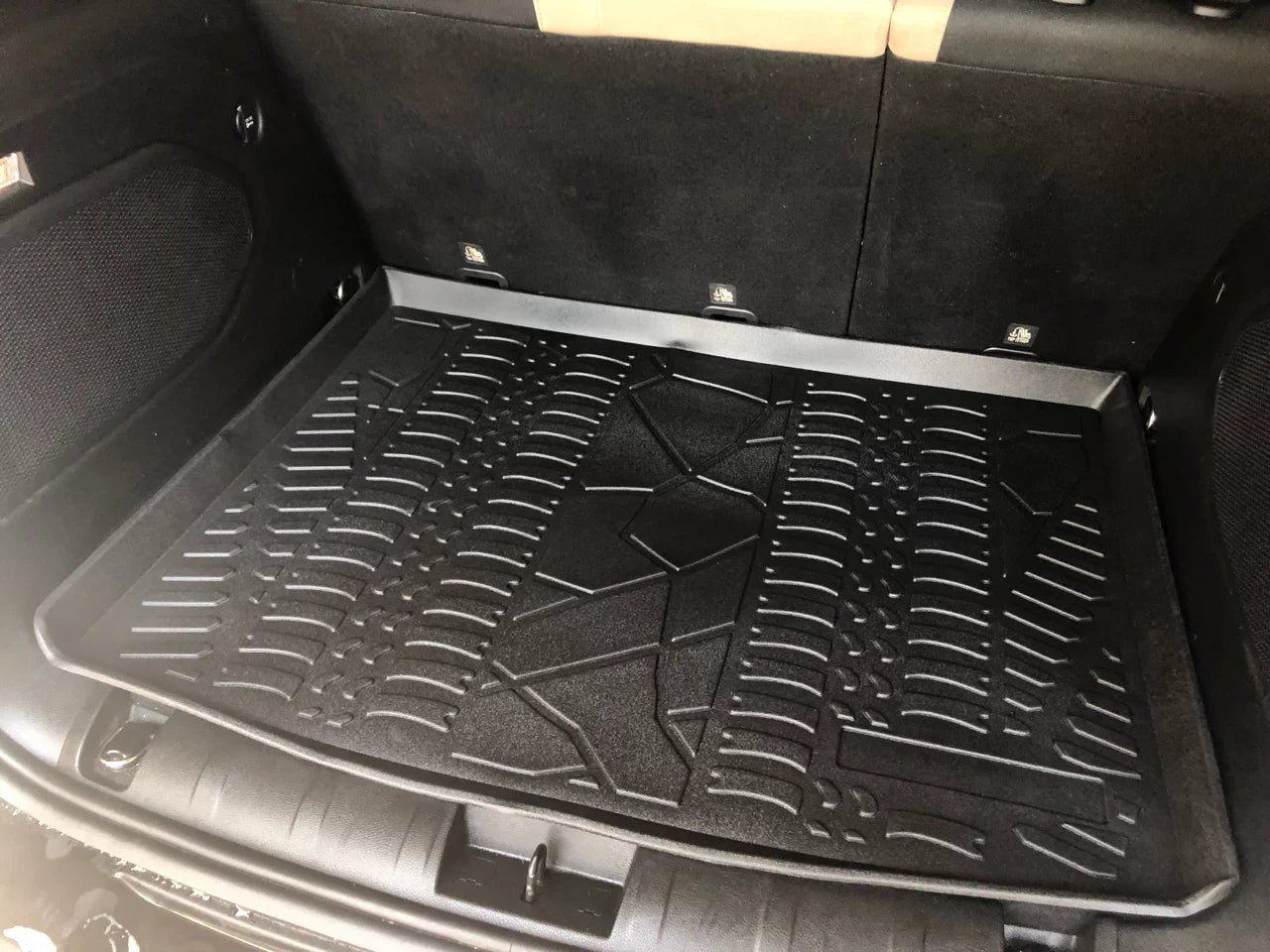 2020 Rubber 2019 measured 2016 for Jeep 2015 2022 Tray 2017 Liner Trunk 2021 Renegade 2018 Cargo Laser