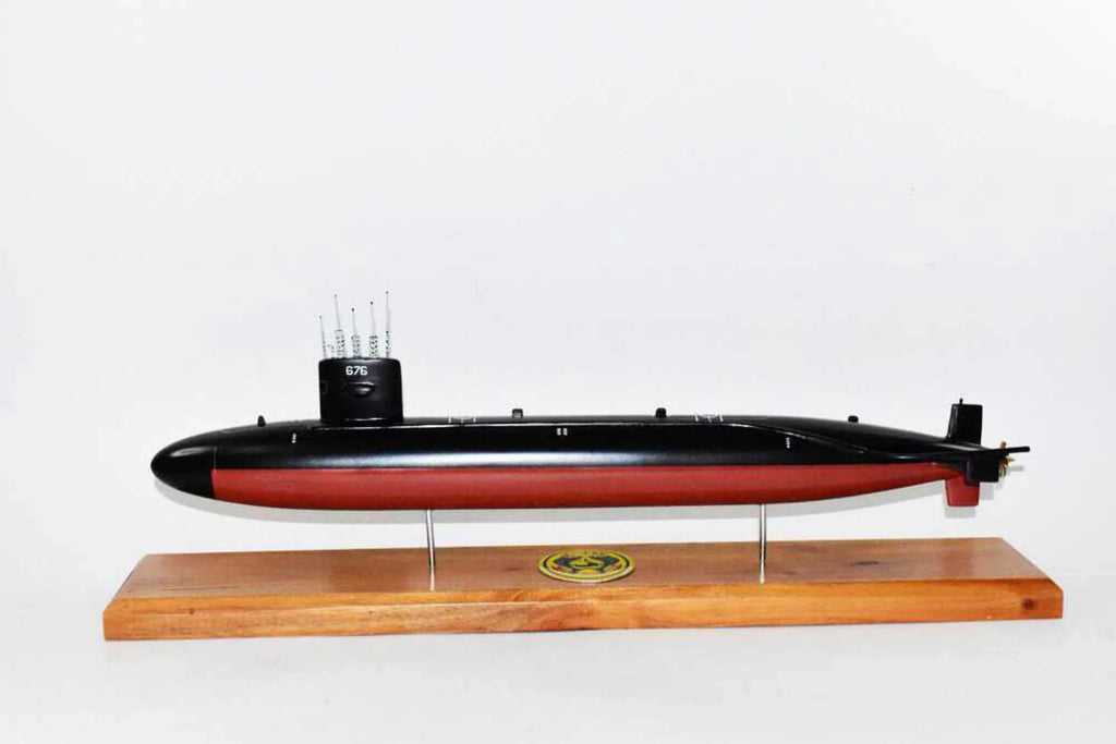 Model Cavalla USS Submarine SSN-684