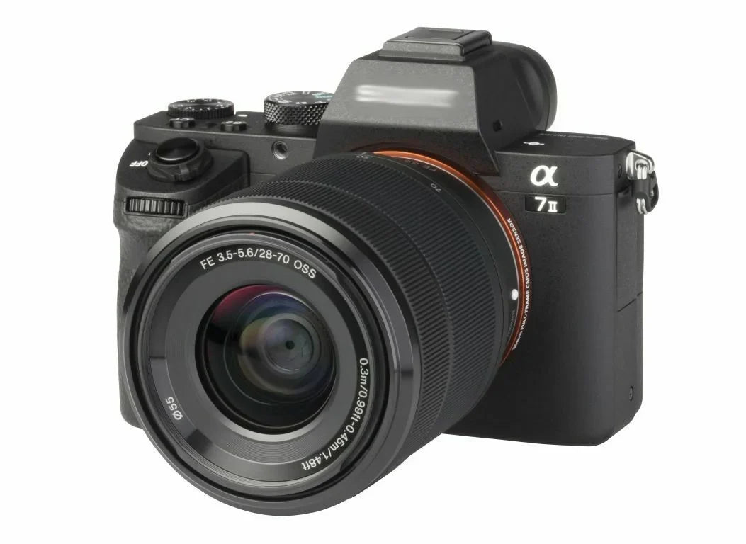 Mirrorless f/3.5-5.6 a7 Sony Digital 28-70mm Lens II OSS Camera FE with Alpha