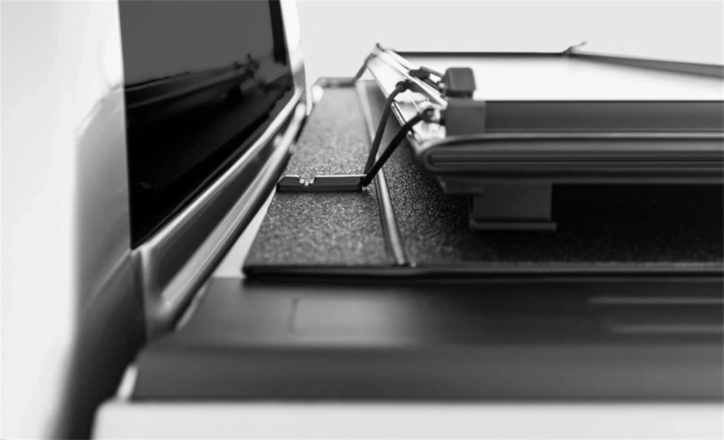 Stance 2013-2021 RAM select: 1500, RAM Tri-Fold DODGE Hard 1500 Access Cover 2002-2012 Fits Lomax G3040029