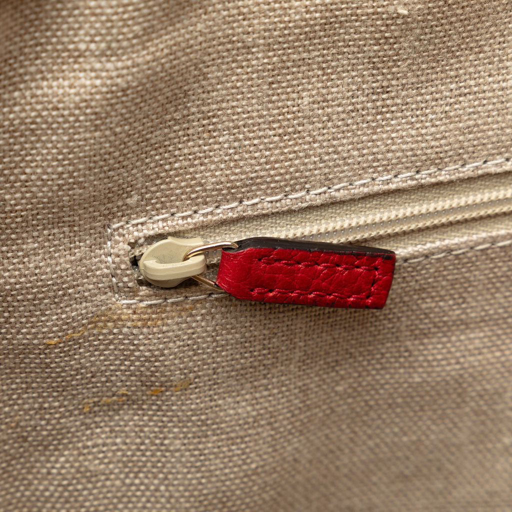 Authenticated Calf GG Pre-Owned Unisex Leather Convertible Charm Red Gucci (Good) Satchel Dome