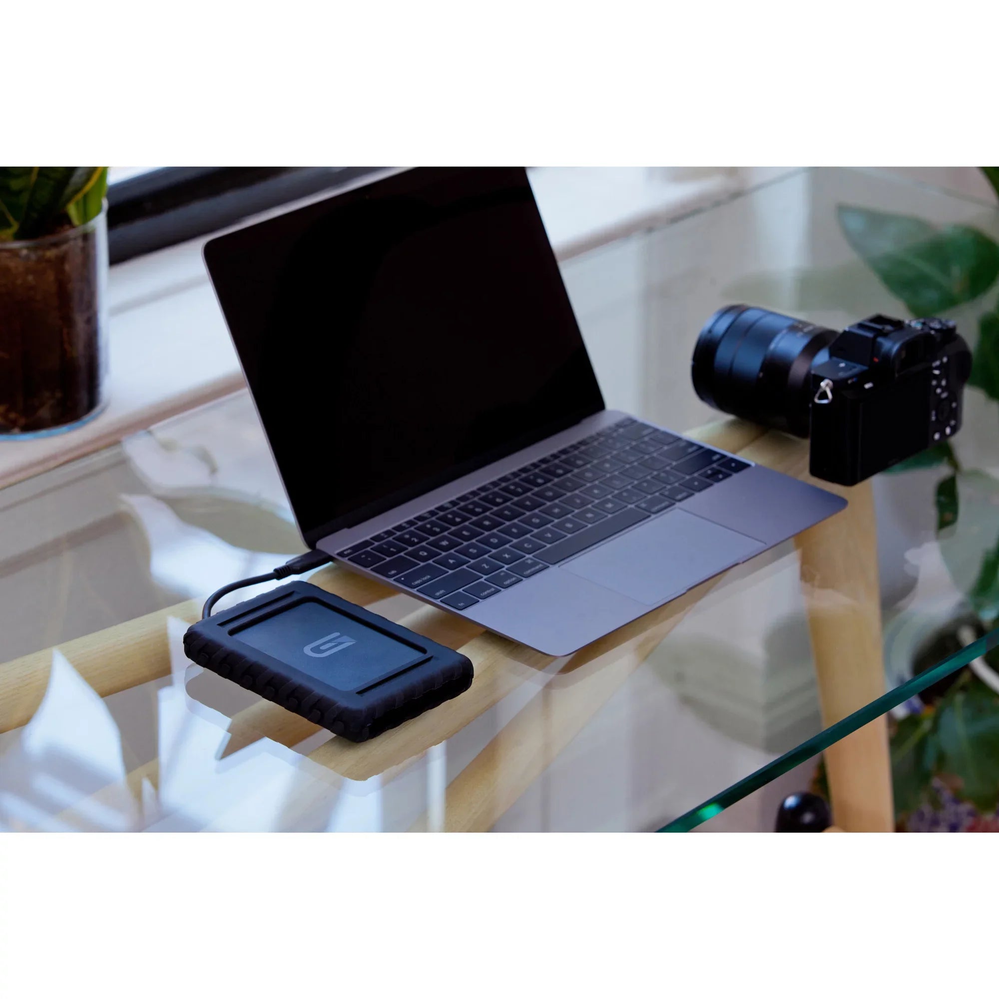 USB-C, 3) BBPL2000 Plus 2TB Thunderbolt Blackbox (7200RPM,