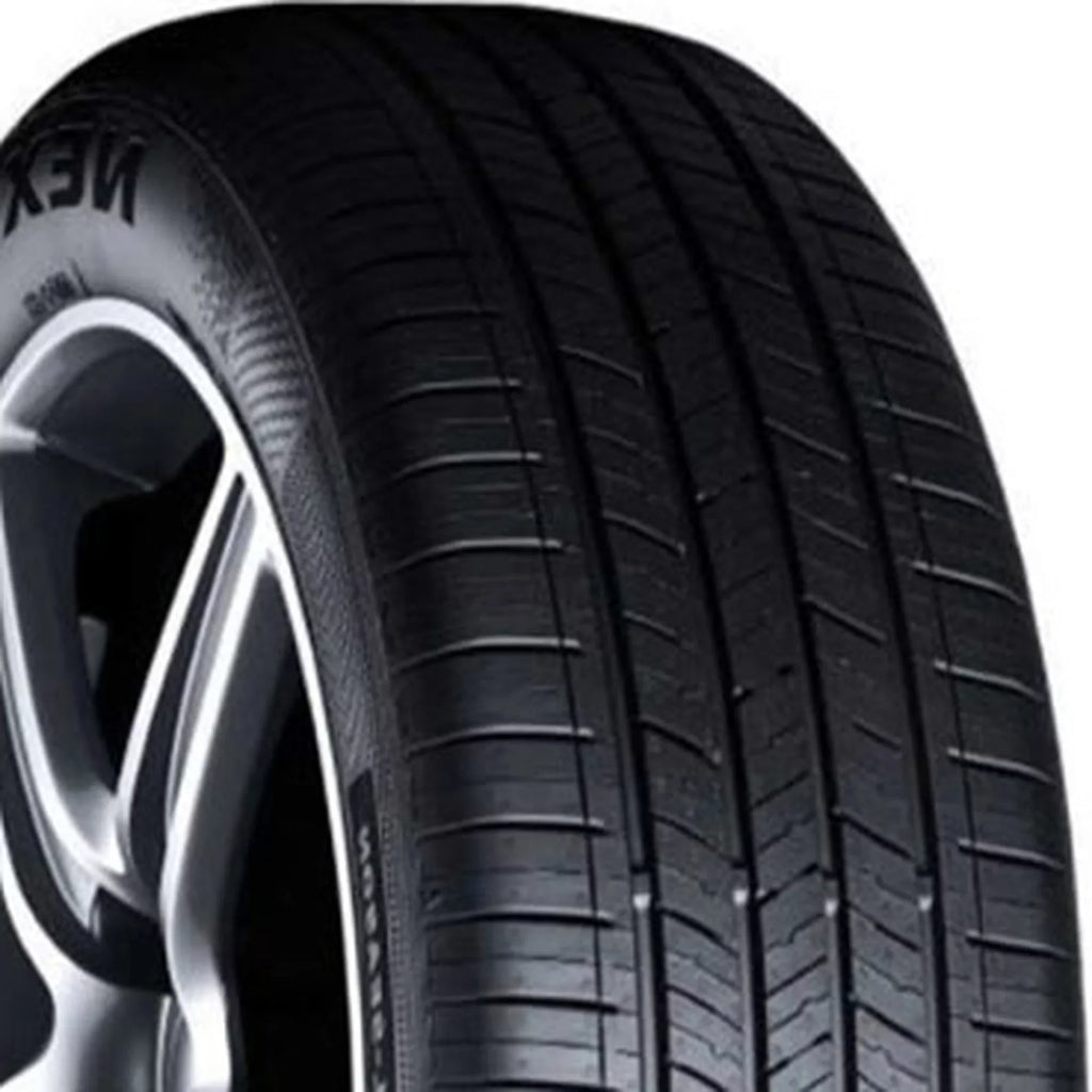 215/55R17 Passenger 94V S N'Priz Tire Nexen Touring