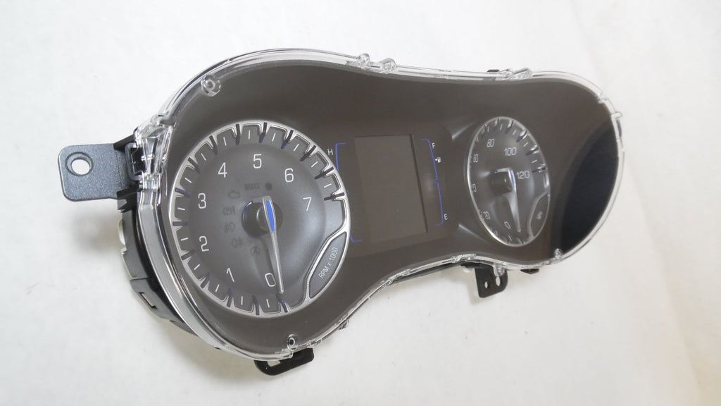 Display Chrysler (Good) w/ Pacifica MPH Speedo Cluster OEM 2017 Pre-Owned 3.5 Speedometer