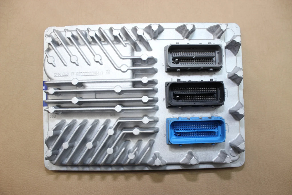 ECU ENGINE PCM ECM 12669318 OEM 12669611 PCM SILVERADO COMPUTER SIERRA 14-16